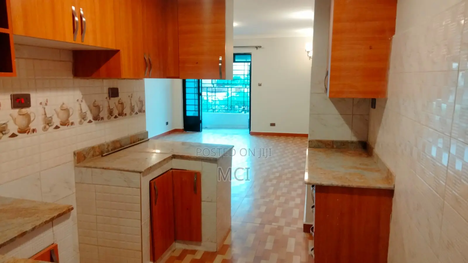 3bdrm Apartment in Mamlakah, Ndumberi for sale