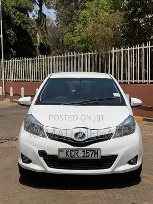 Toyota Vitz 2012 White