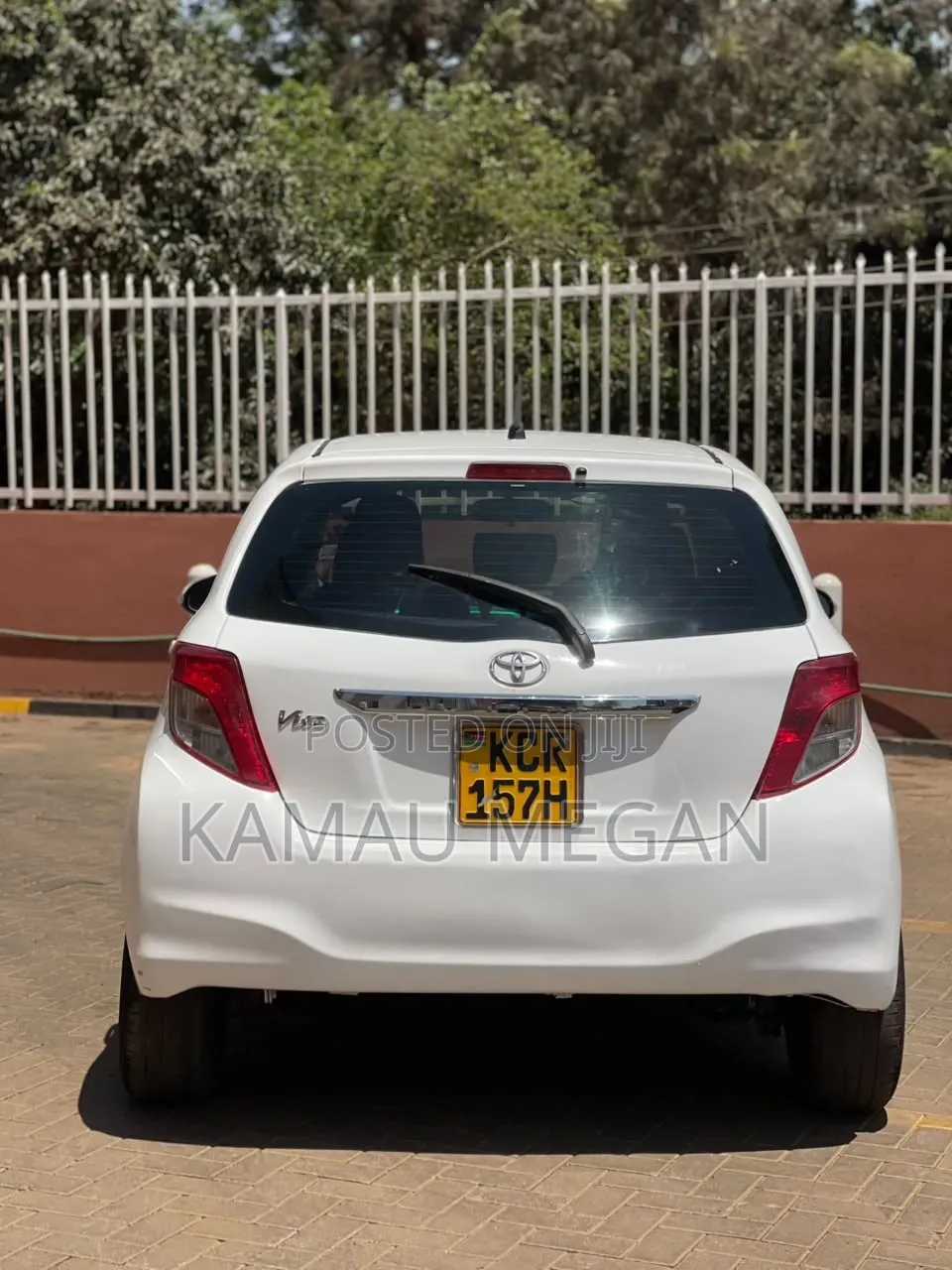 Toyota Vitz 2012 White