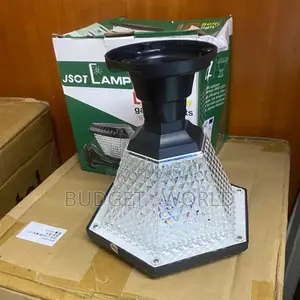 Solar Powered Garden Post & Gate Light – Stylish Outdoor Décor