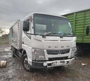 KCY Mitsubishi Fuso Canter 2012 Model Semi-Auto Diesel 3000cc 
Double