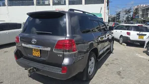 Toyota Land Cruiser 2008 Gray