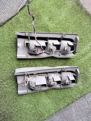 Nissan Caravan E25 Taillights
