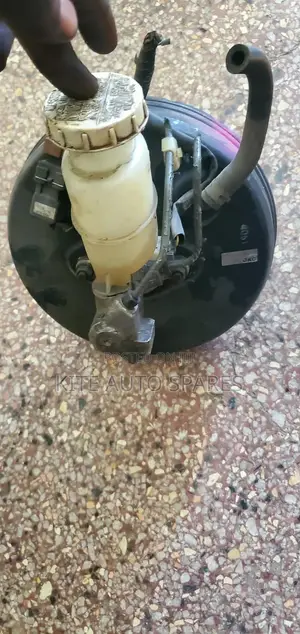 Nissan Nt30 Brake Booster