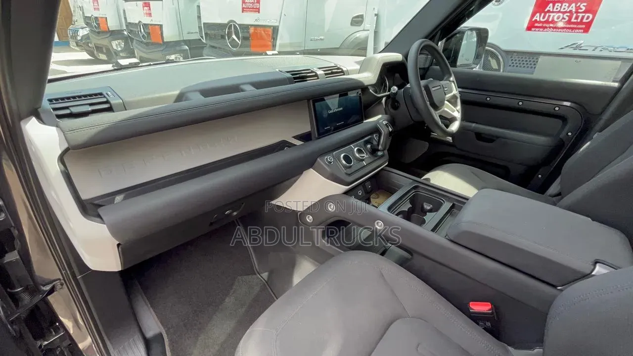 Land Rover Defender 2021 Black