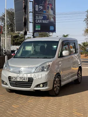 Mitsubishi Delica 2014 Silver