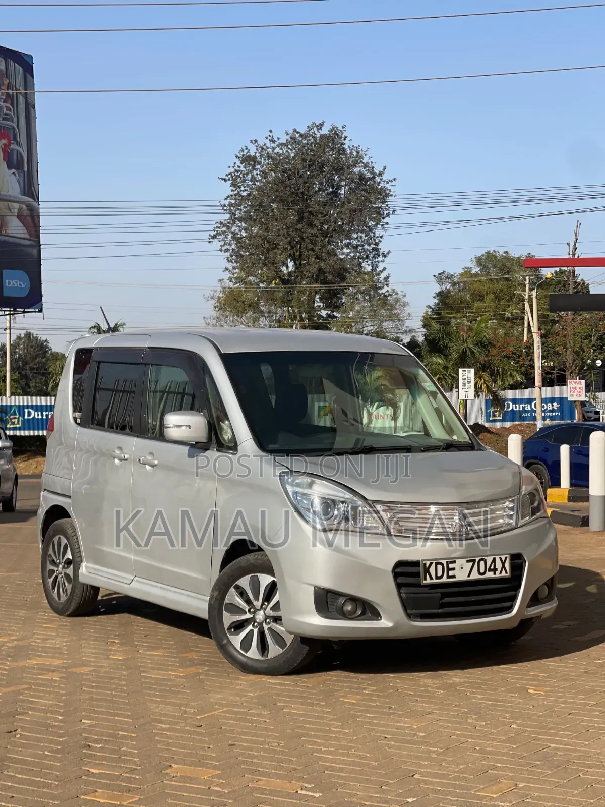 Mitsubishi Delica 2014 Silver