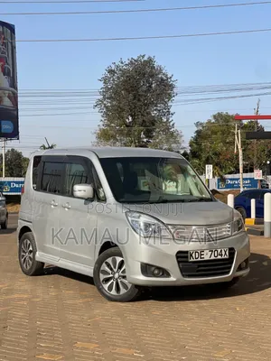 Mitsubishi Delica 2014 Silver