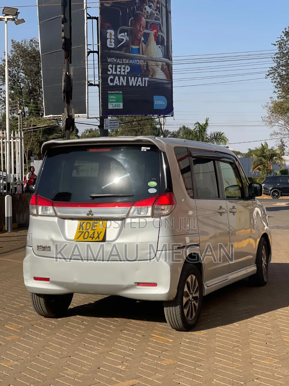 Mitsubishi Delica 2014 Silver