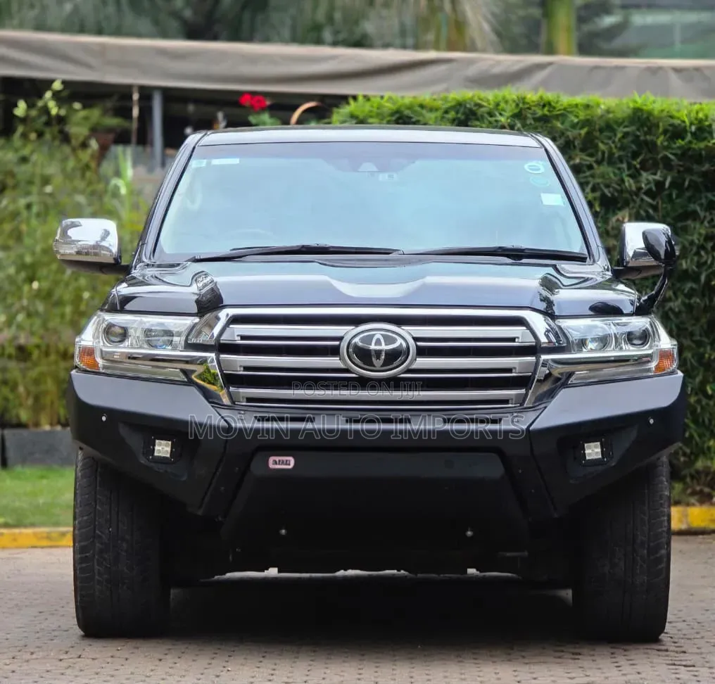 Toyota Land Cruiser 2017 Black