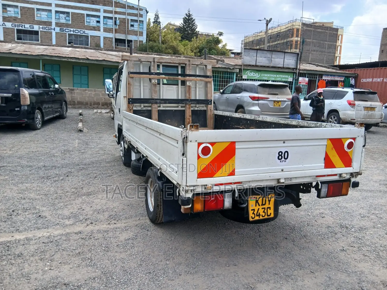 Isuzu El/ Mazda Titanf Diesel, Manual Kdy * C