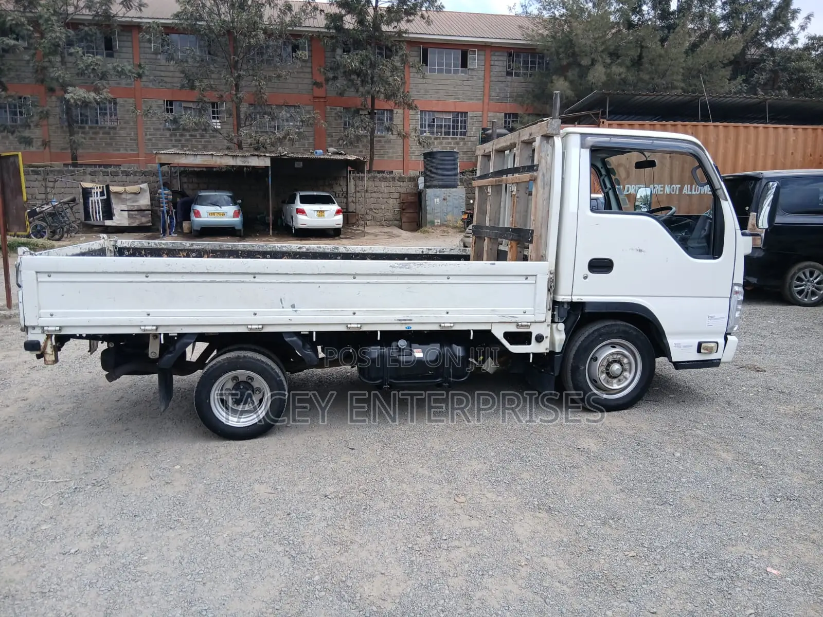 Isuzu El/ Mazda Titanf Diesel, Manual Kdy * C