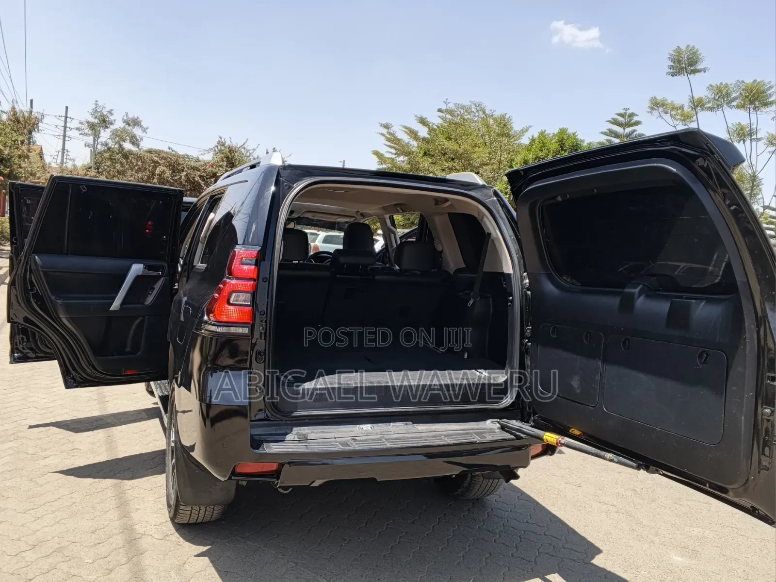 Toyota Land Cruiser Prado 2017 Black
