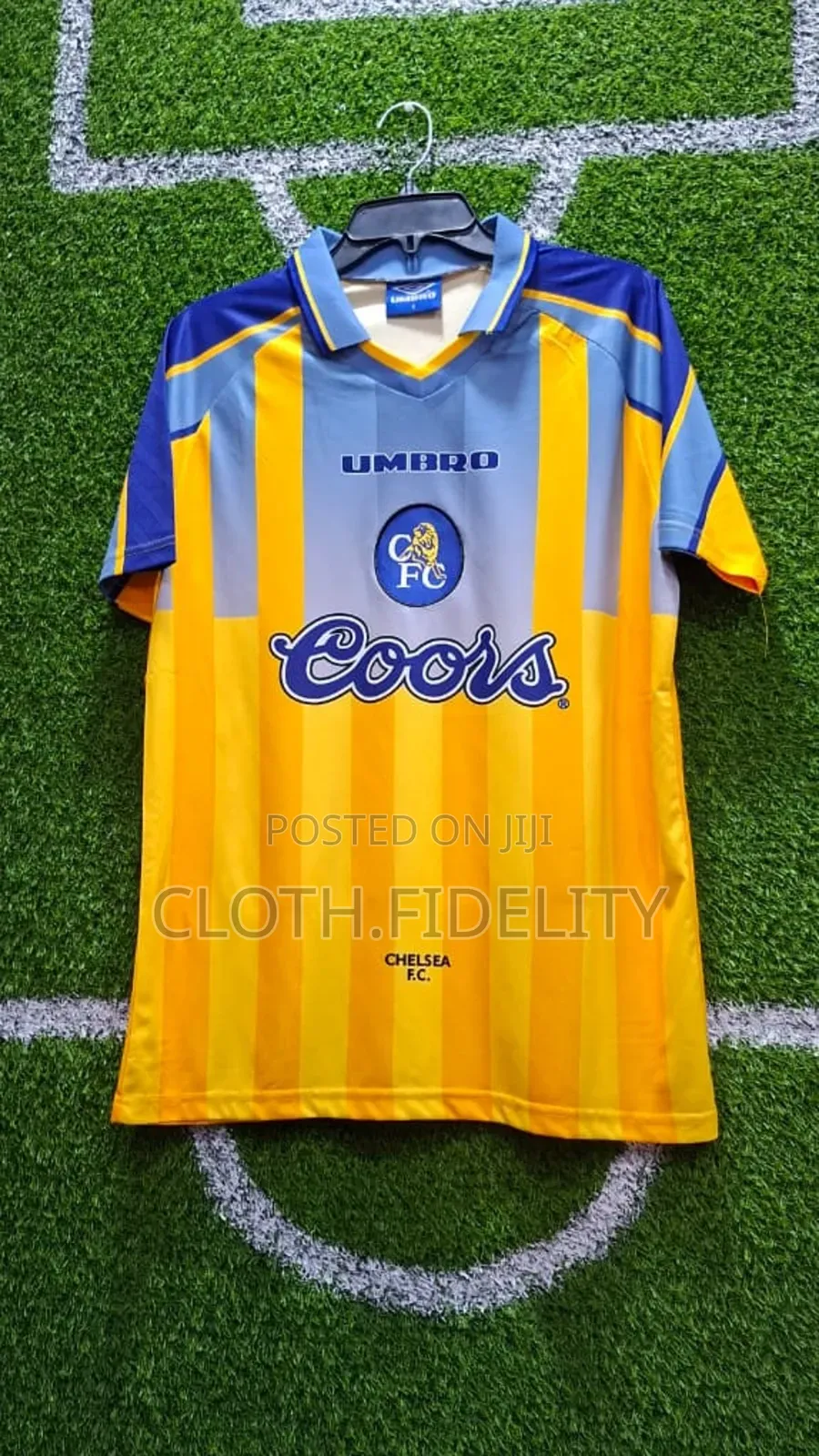 Chelsea Cools Away 1996/1997 Retro Jersey.