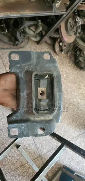 Mazda Premacy Mounting