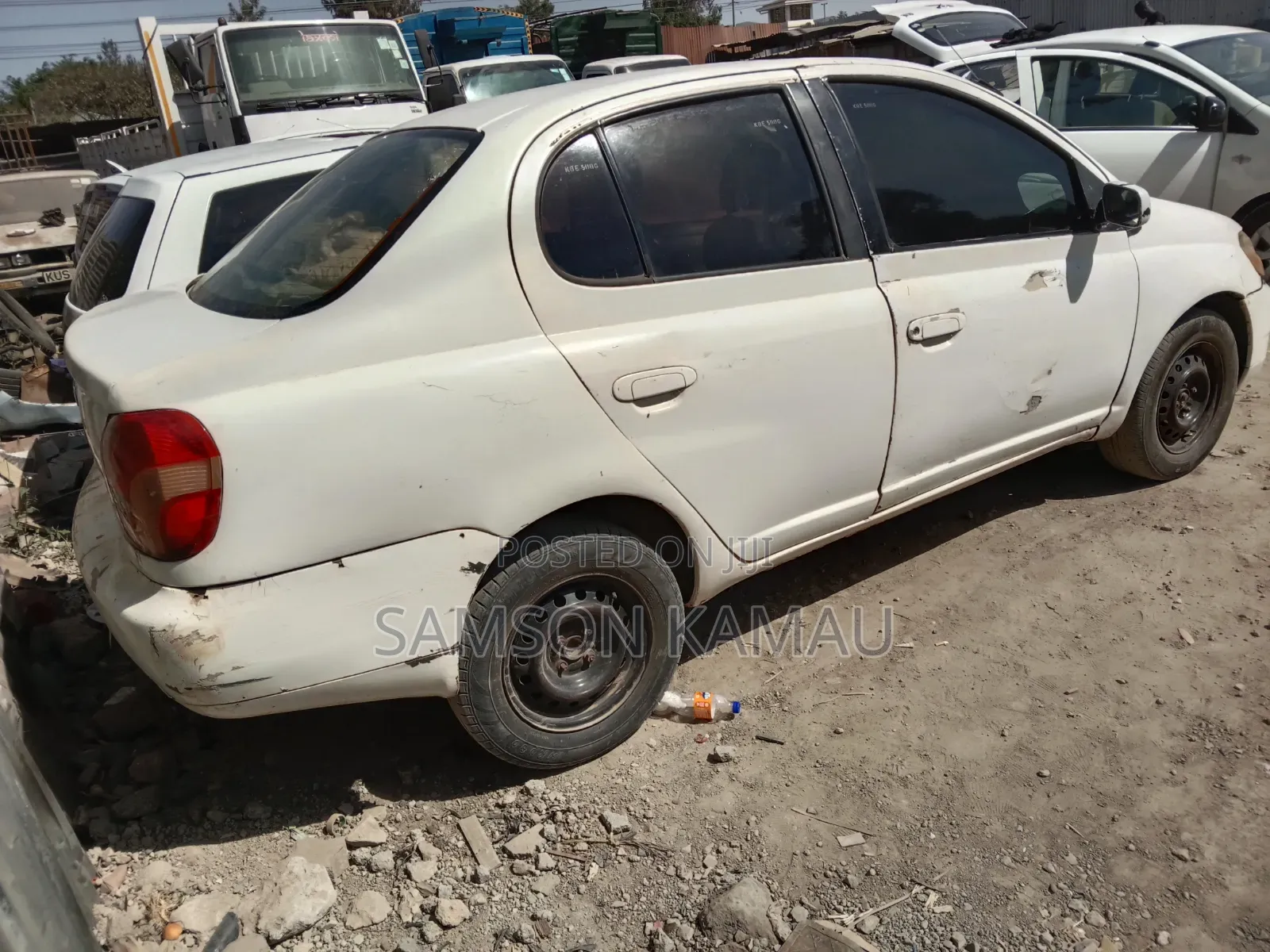 Toyota Platz 2003 White