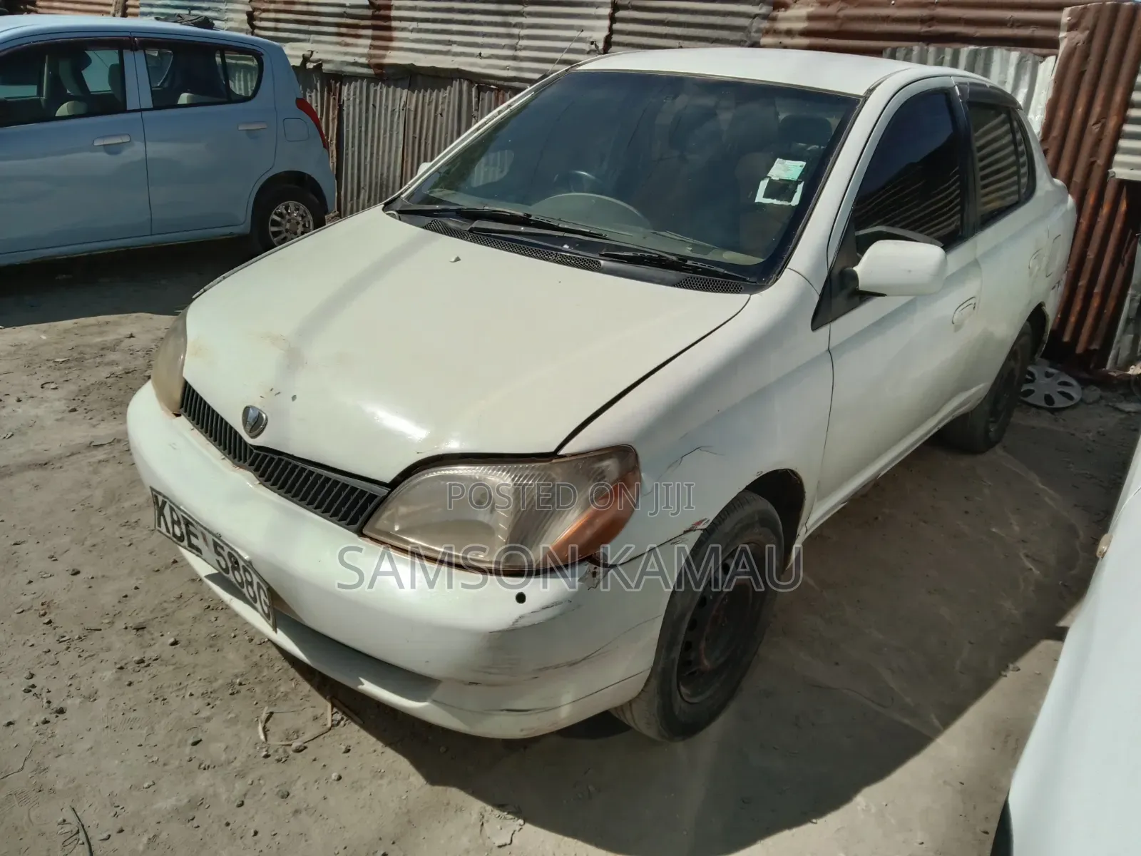 Toyota Platz 2003 White