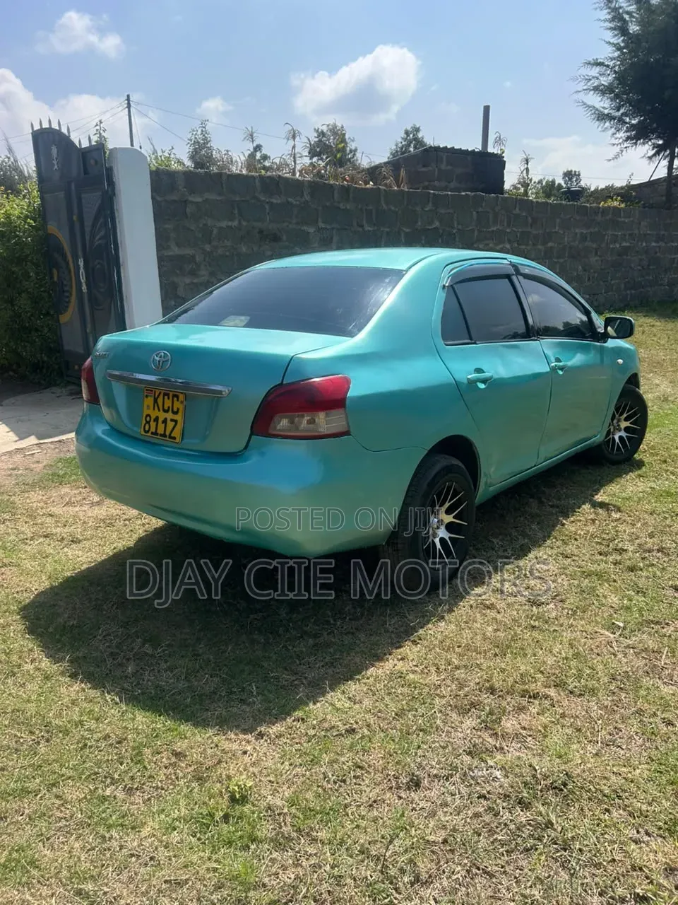 Toyota Belta 2008 Blue