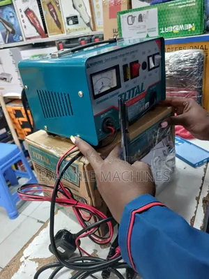 Total TBC1601 12v/24v Battery Charger