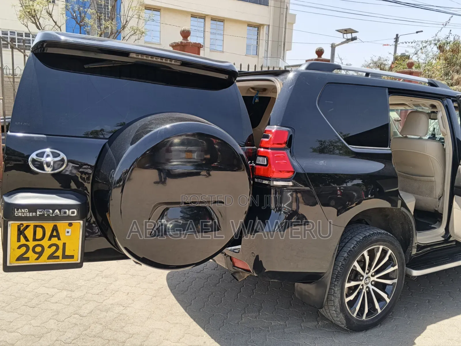 Toyota Land Cruiser Prado 2017 Black