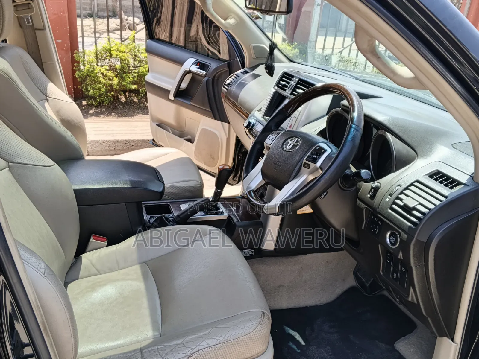 Toyota Land Cruiser Prado 2017 Black