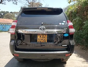 Toyota Land Cruiser Prado 2012 Matt Black
