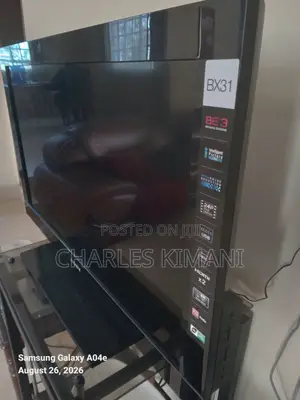 SONY Bravia BX31 -32 Inch LCD TV in Mint Condition