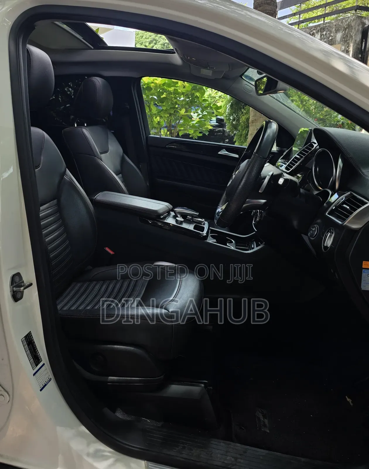 Mercedes-Benz GLE-Class 2019 White