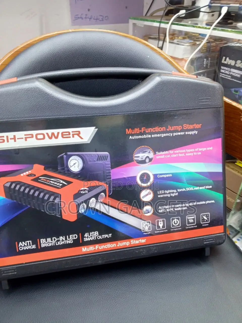 600A Car Jump Starter With Built-in Air Inflator