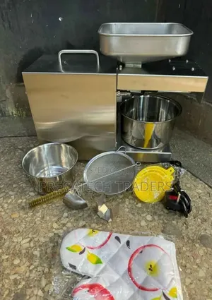 Electric Oil Expeller Machine – Nut & Seed Oil Extractor