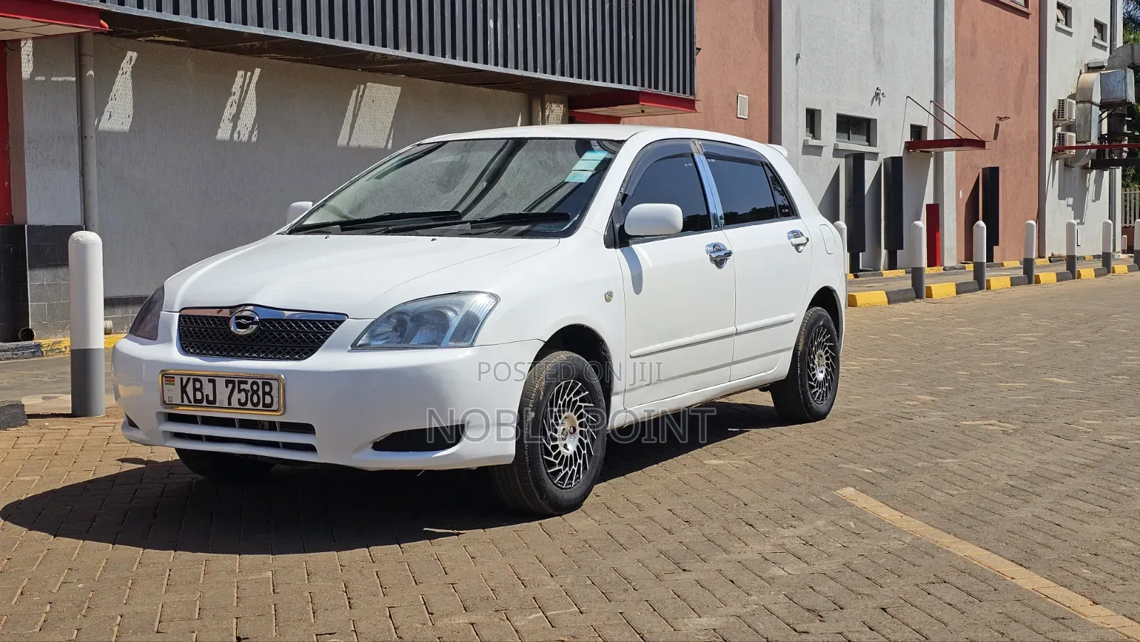 Toyota Corolla RunX 2003 White