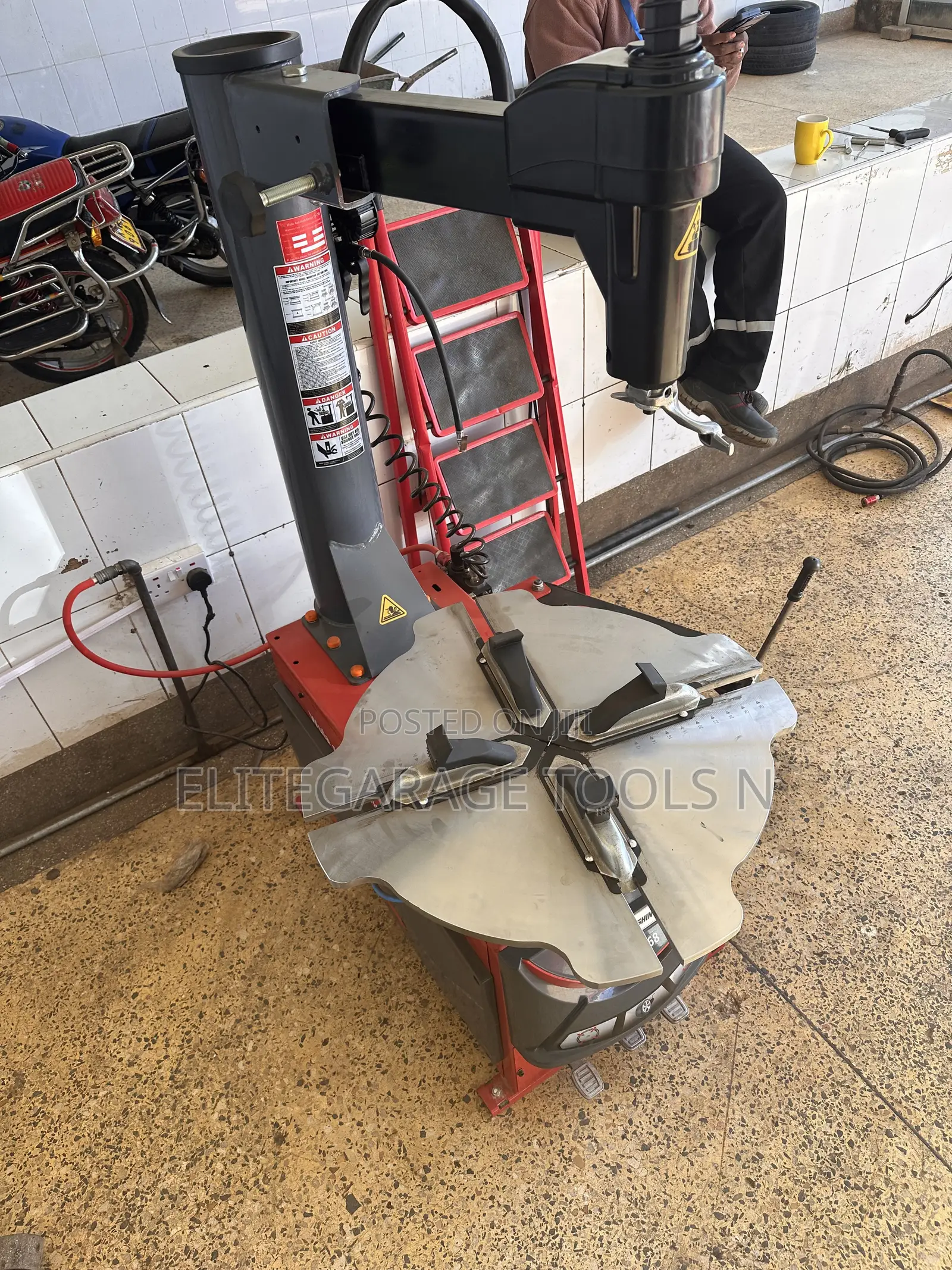 High Quality Sunshine Italy STC-768 Tyre Changer