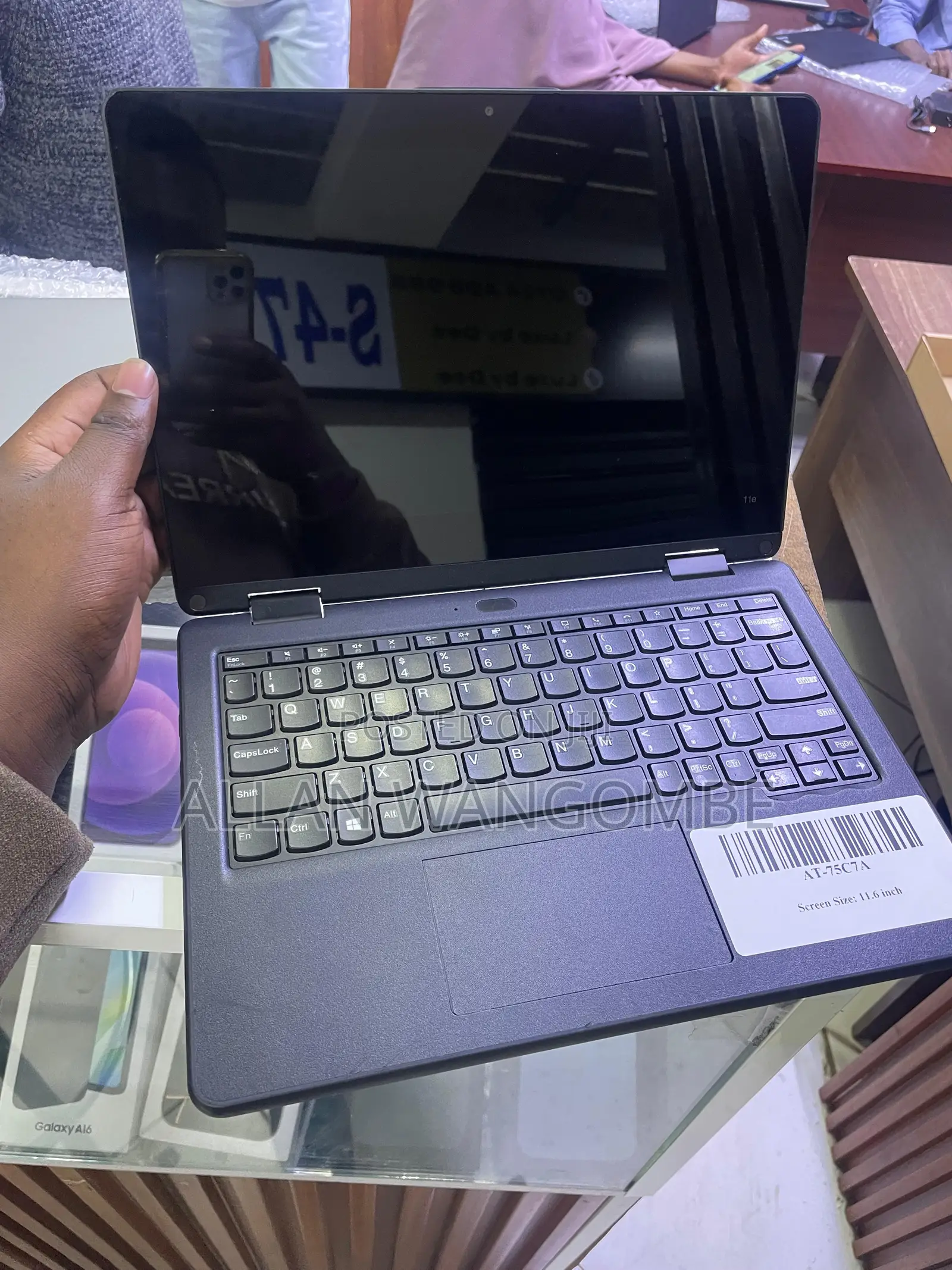 Laptop Lenovo ThinkPad X1 Yoga 8GB Intel Core i3 SSD 256GB