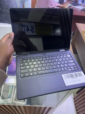Laptop Lenovo ThinkPad X1 Yoga 8GB Intel Core i3 SSD 256GB