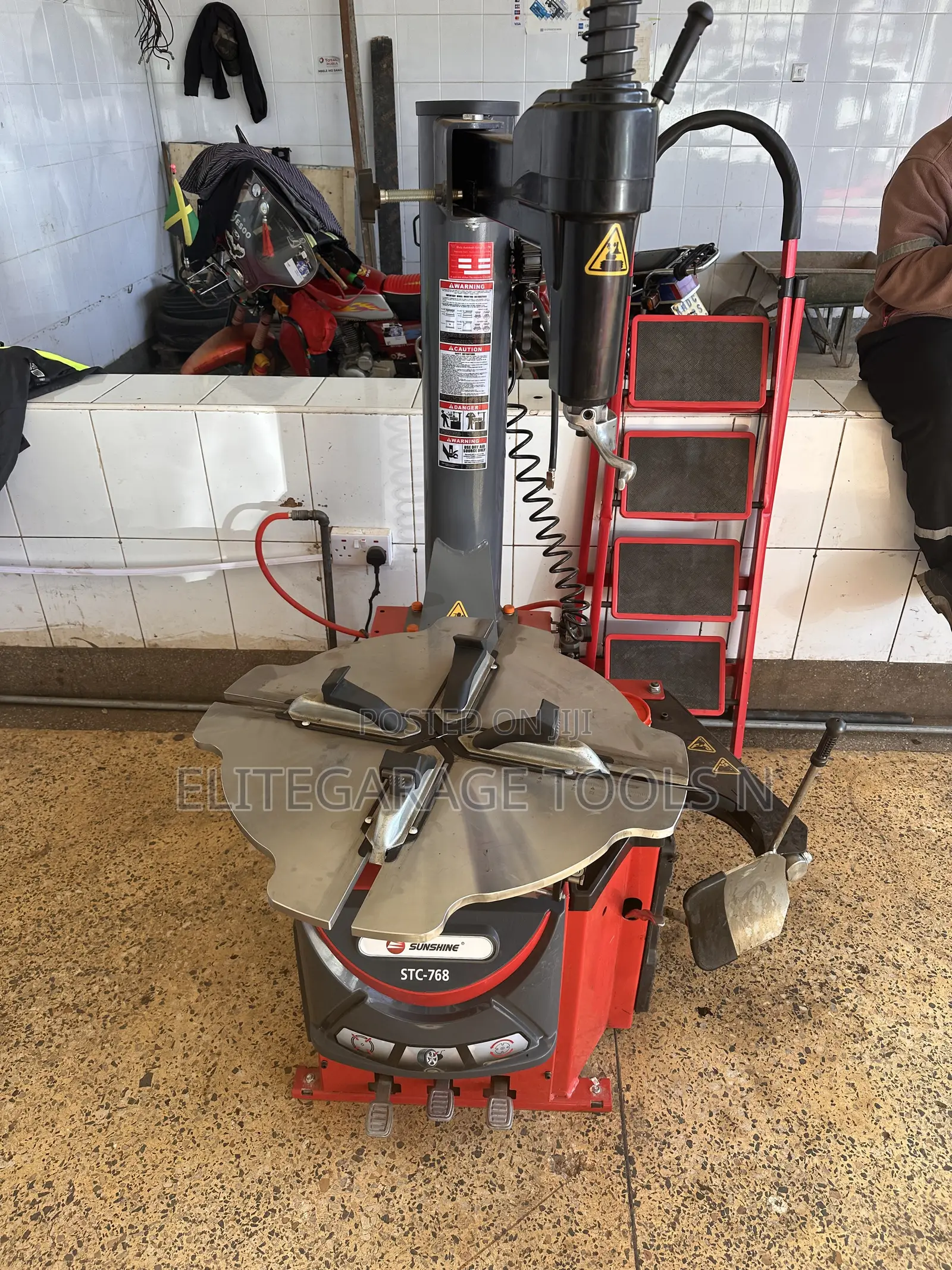 High Quality Sunshine Italy STC-768 Tyre Changer