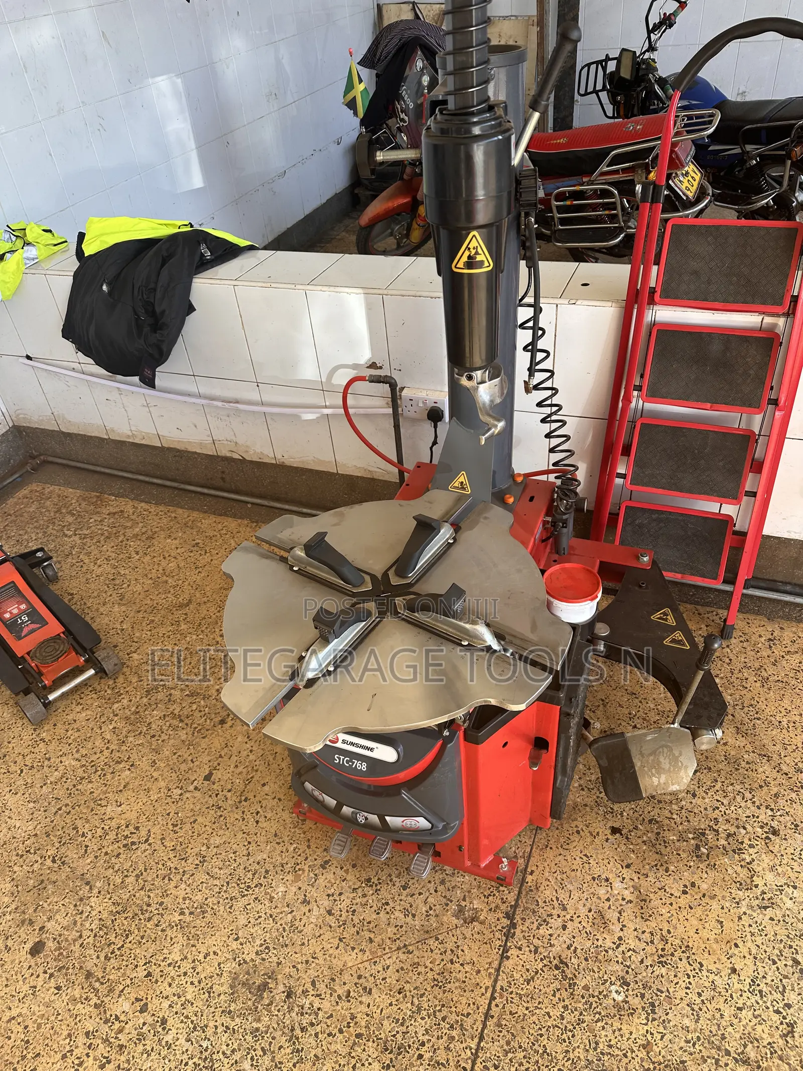 High Quality Sunshine Italy STC-768 Tyre Changer