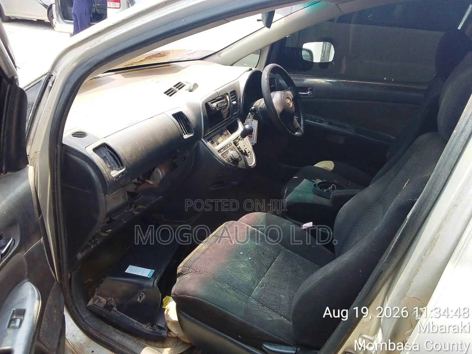 Toyota Wish 2005 Silver
