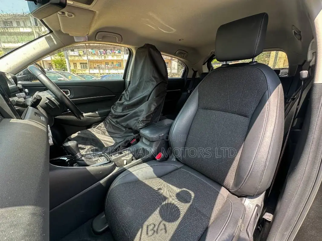 Honda Vezel 1.5 Hybrid 2WD 2021 Black