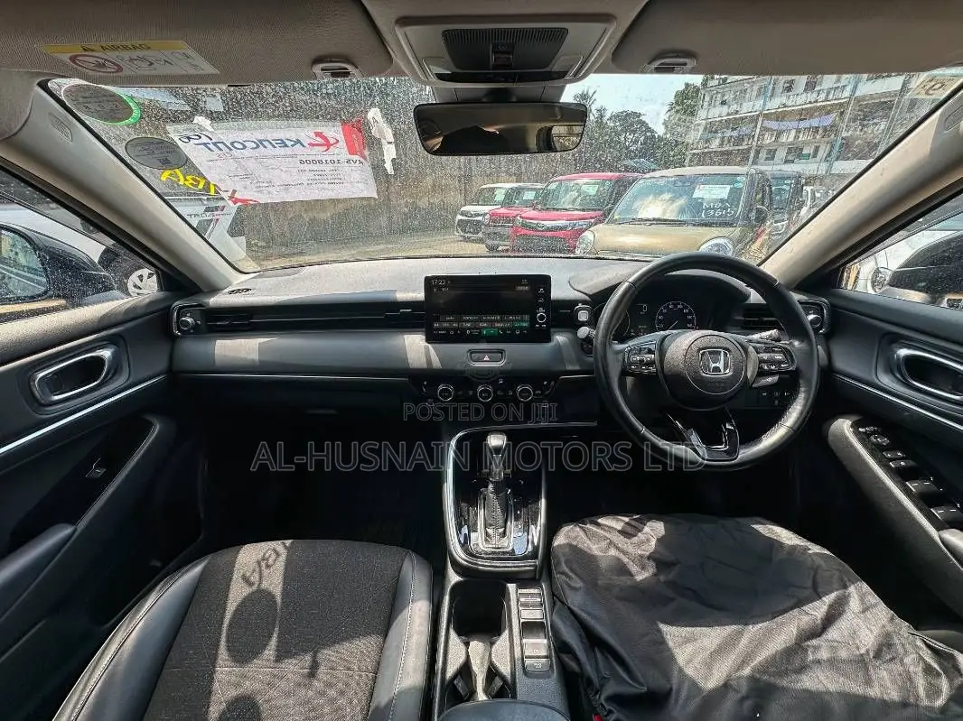 Honda Vezel 1.5 Hybrid 2WD 2021 Black