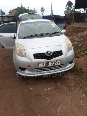 Toyota Vitz 1.0 FWD 3dr 2007 Silver