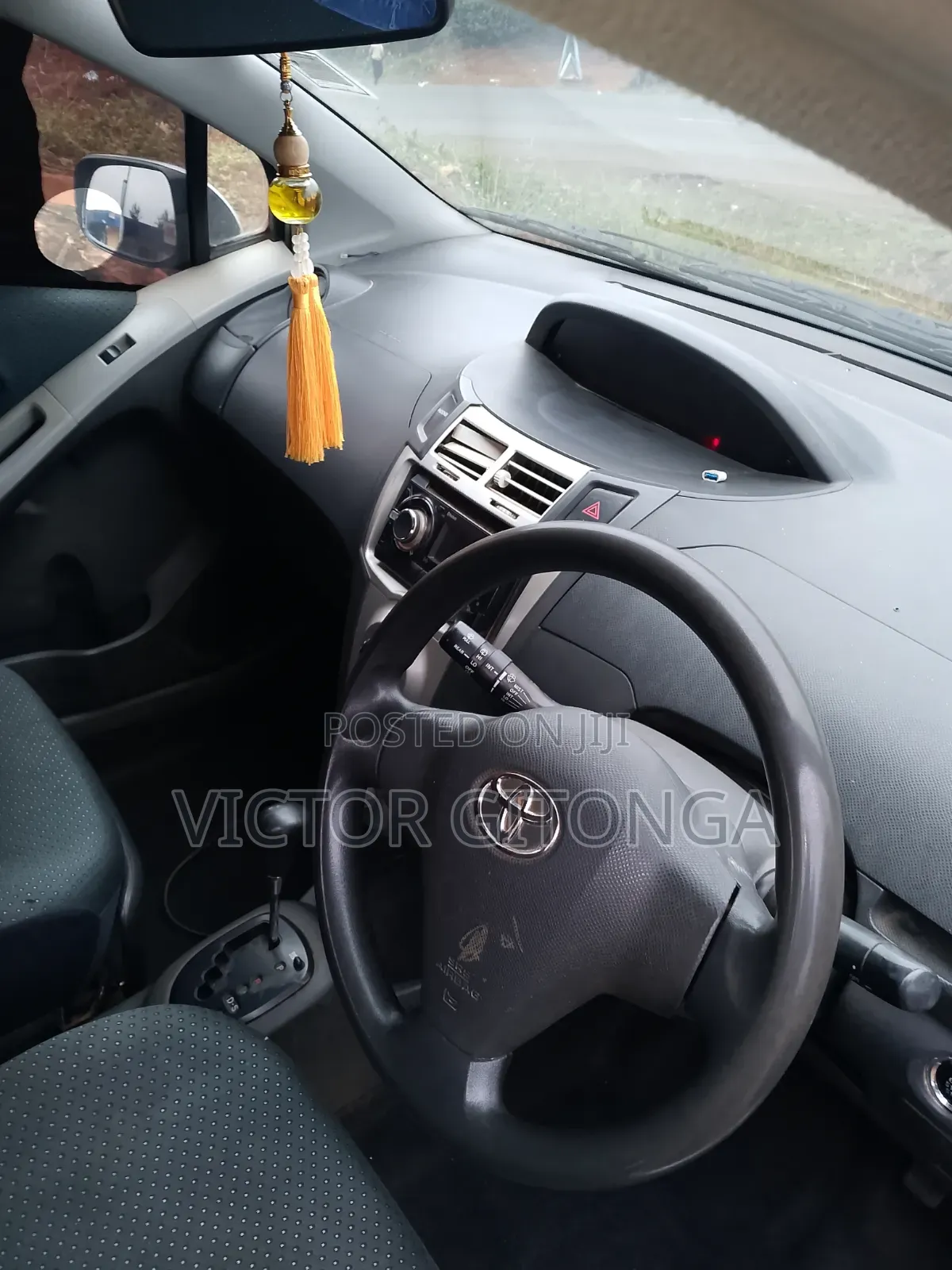 Toyota Vitz 1.0 FWD 3dr 2007 Silver