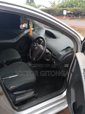 Toyota Vitz 1.0 FWD 3dr 2007 Silver