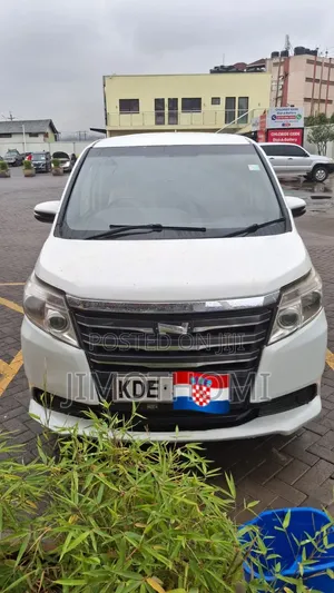 Toyota Noah 2014 Black