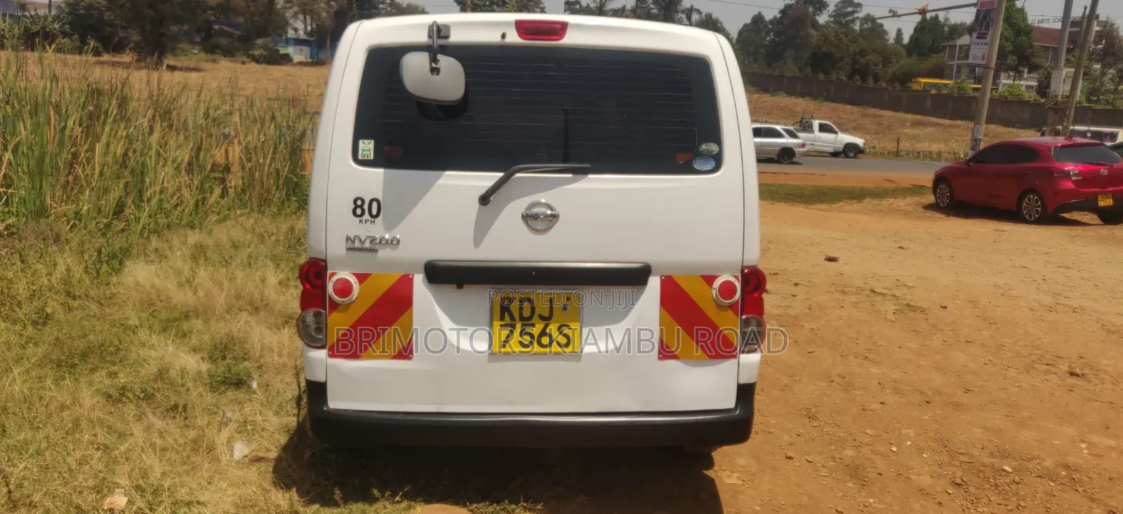 Nissan Caravan (Urvan) 2016 White