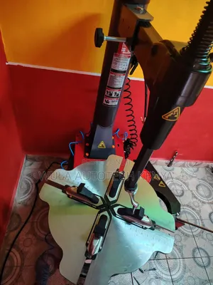 Workshop Productivity Heavy and Commercial Tyre Changer STC 768