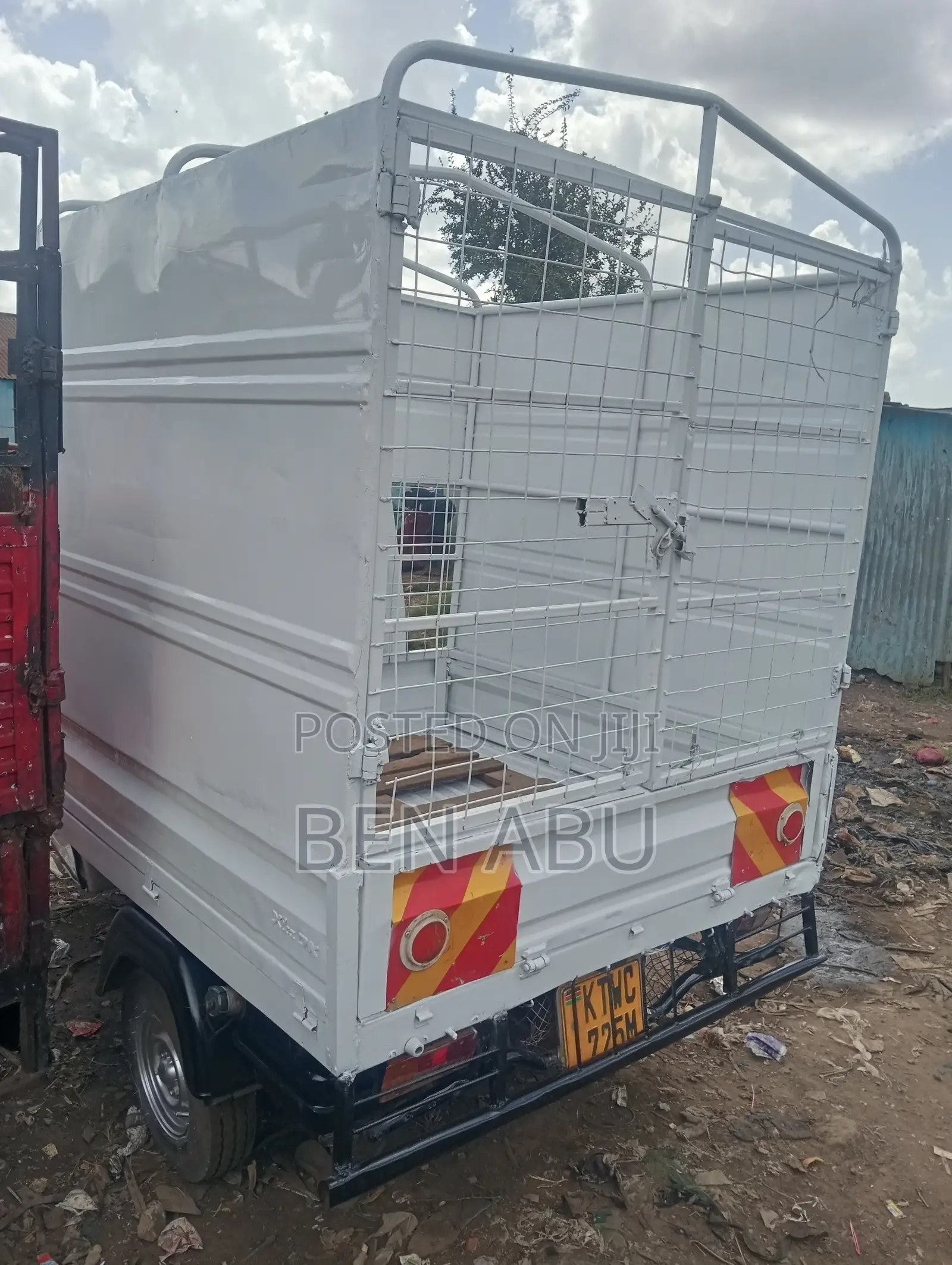 Piaggio 2021 White