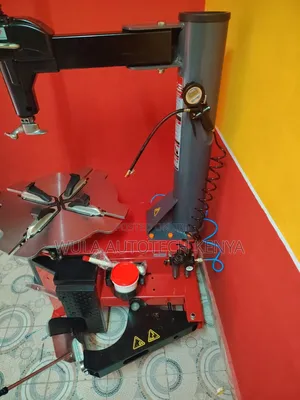 3 Foot Pedal Control System Tyre Changer STC 768 Sunshine Italy