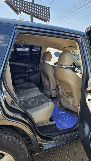 Toyota Vanguard 2009 Gray