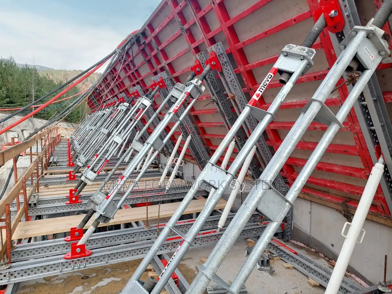 MEVA Tunnel Formwork for Culverts, Dams, Slabs, and Sloping Slabs
