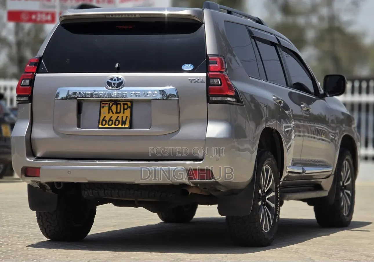 Toyota Land Cruiser Prado 2019 Gold